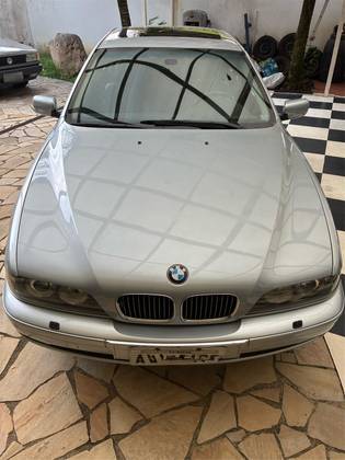 BMW 540i 4.4 SEDAN V8 32V GASOLINA 4P AUTOMÁTICO